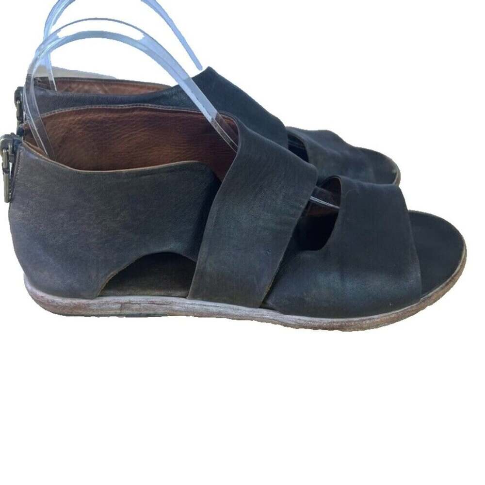 P.Monjo Sandals Women's Sandal 7.5 Brown Leather Made in Spain Zip Summer